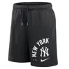 Nike Black New York Yankees Arched Kicker Shorts In Black