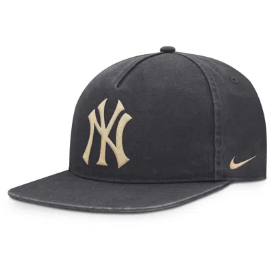 Nike New York Yankees Pro  Men's Mlb Adjustable Hat In Gray