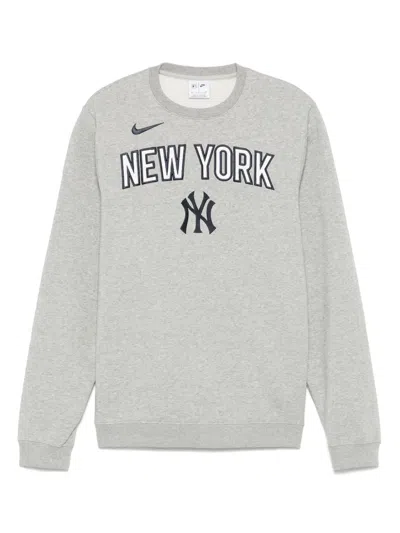 Nike New York Yankees Sweatshirt In Gray