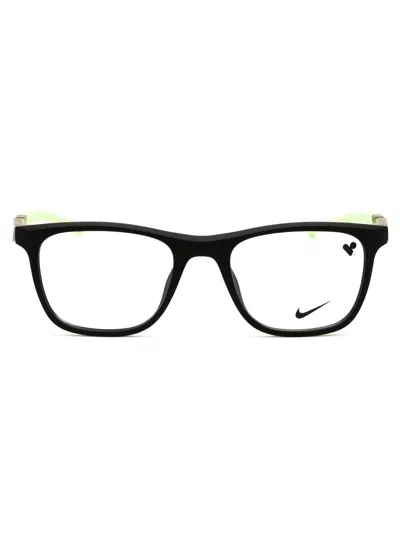 Nike 7056n Eyeglasses In Matte Black/clear Demo Lens