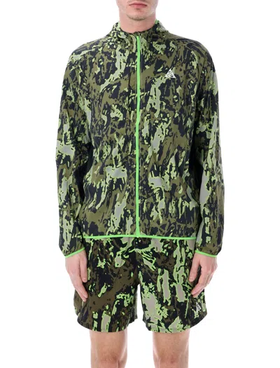 Nike Acg Ripstop Trail Running Jacket In Green