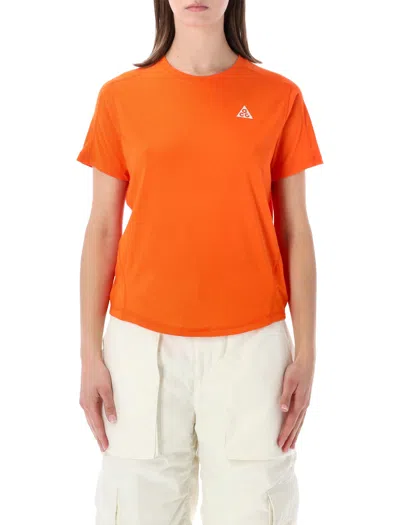 Nike Acg Trail Performance T-shirt In Orange