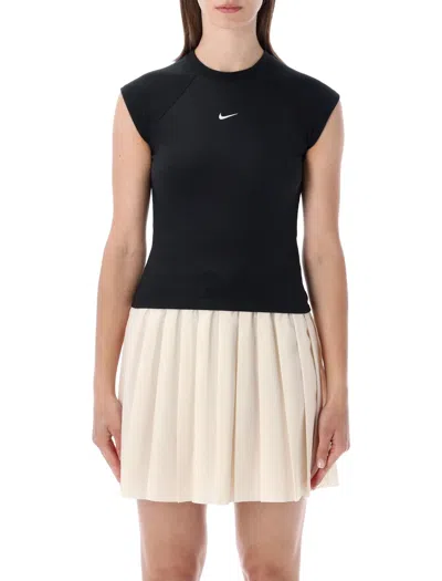 Nike Chill Knit Ribbed Top In Black