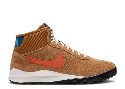 Nike Hoodland Boot 'light British Tan' In Brown