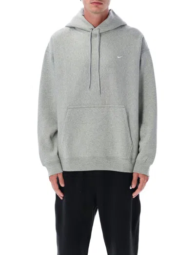 Nike Solo Swoosh Fleece Hoodie In Gray