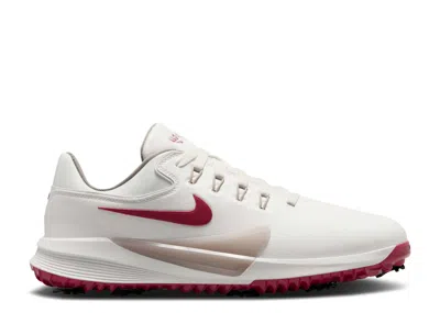 Nike Victory Pro 4 Sneakers In White