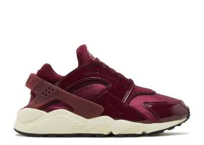 Nike Wmns Air Huarache 'dark Beetroot' In Red