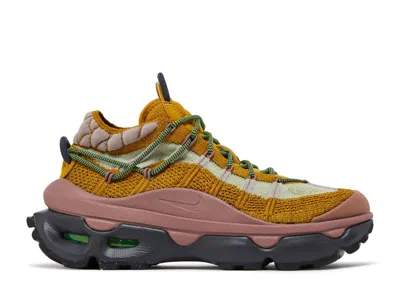 Nike Wmns Air Max Flyknit Venture 'bronzine Smokey Mauve' In Yellow