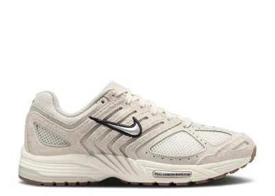 Nike Wmns Air Pegasus 2k5 'phantom Light Bone' In White