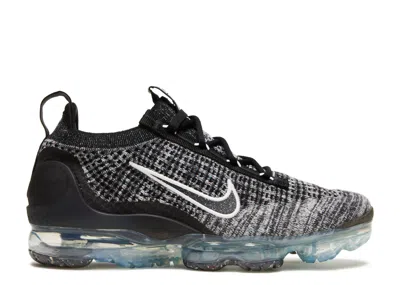 Nike Wmns Air Vapormax 2021 Flyknit 'oreo' In Black