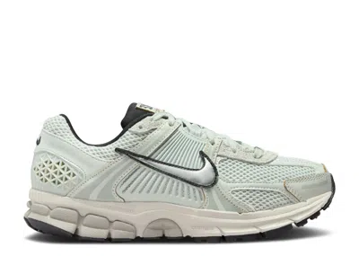 Nike Wmns Air Zoom Vomero 5 'light Silver Chrome' In Green