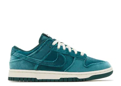 Nike Wmns Dunk Low 'green Velvet' In Blue