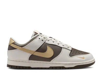 Nike Wmns Dunk Low 'ironstone Sesame' In Brown