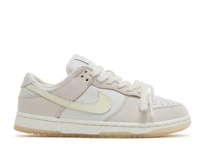 Nike Wmns Dunk Low 'light Soft Pink'