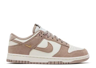 Nike Wmns Dunk Low 'malt Mini Swoosh' In Brown