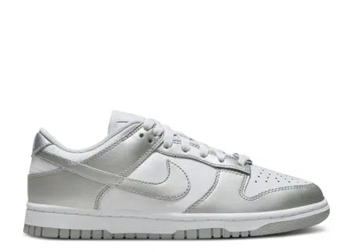 Nike Wmns Dunk Low 'metallic Silver'