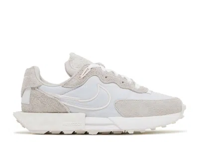 Nike Wmns Fontanka Waffle 'platinum Light Soft Pink' In White