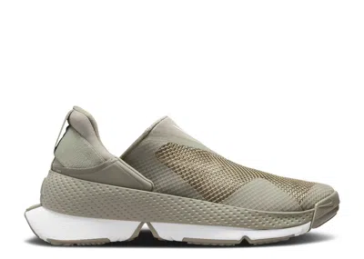 Nike Wmns Go Flyease 'light Army' In Green