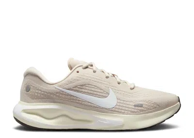 Nike Wmns Journey Run 'light Orewood Brown' In White