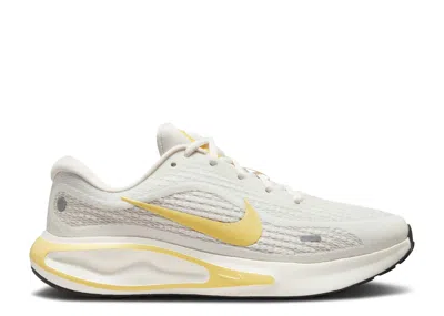 Nike Wmns Journey Run 'sail Soft Yellow' In White