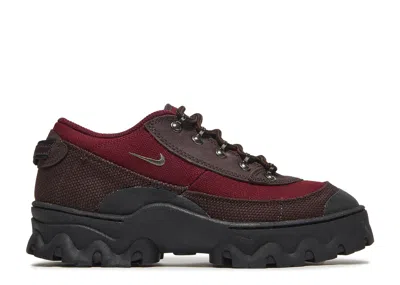 Nike Wmns Lahar Low Canvas 'madeira Dark Beetroot' In Red