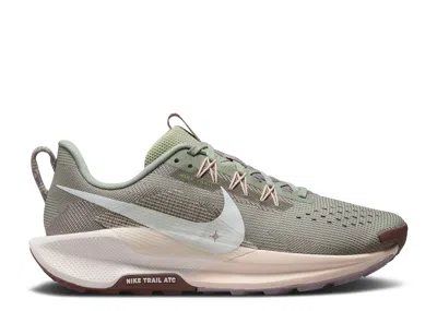 Nike Wmns Pegasus Trail 5 'jade Horizon Crimson Tint' In Green