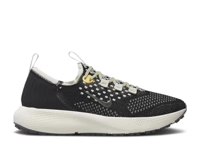 Nike Wmns React Escape Run Flyknit 'black Metallic Vivid Gold'