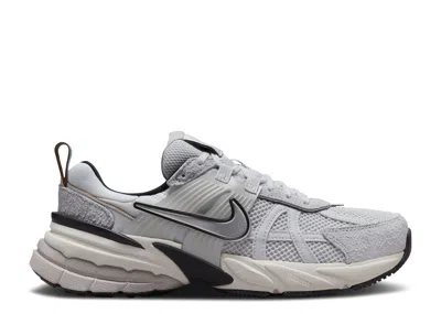 Nike Wmns V2k Run 'pure Platinum Chrome' In Gray