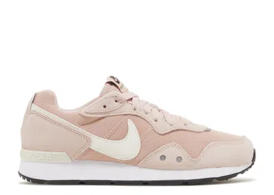 Nike Wmns Venture Runner 'pink Oxford' In Multi