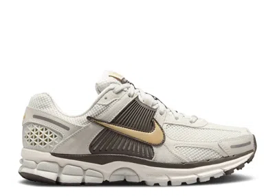 Nike Wmns Zoom Vomero 5 'light Bone Sesame' In White