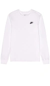 Nike Nsw Club Tee Long Sleeve In White & Black