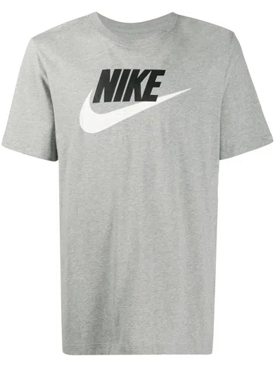 Nike Nsw Swoosh T-shirt In Gray