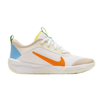 Pre-owned Nike Omni Multi-court Gs 'play Freely' | Cream | Kid's Size 3.5 In White