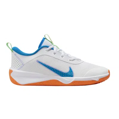 Pre-owned Nike Omni Multi-court Gs 'white Photo Blue' | Kid's Size 5.5