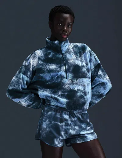 Nike Women's One Therma-fit Oversized 1/2-zip Fleece Printed Top In Blue