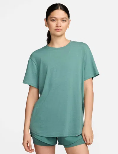 Nike One Relaxed Dri-fit Short-sleeve Top In Green