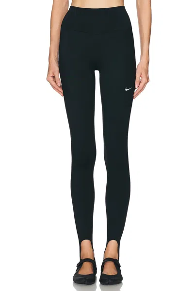 Nike One Stirrup Legging In Black