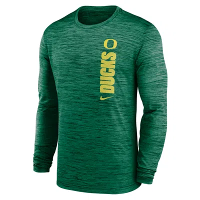 Nike Men's Green Oregon Ducks 2024 Sideline Velocity Performance Long Sleeve T-shirt
