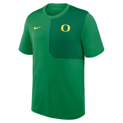 NIKE OREGON SIDELINE COACH  MEN'S DRI-FIT COLLEGE TOP,1015854690