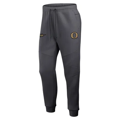 Nike Oregon Tech Fleece  Men's College Jogger Pants In Gray