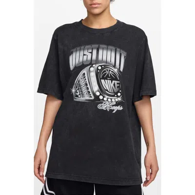 Nike Oversize Basketball Graphic T-shirt