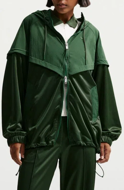 Nike Oversize Windrunner Jacket In Green
