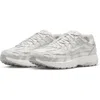 Nike P-6000 Se Sneaker In White