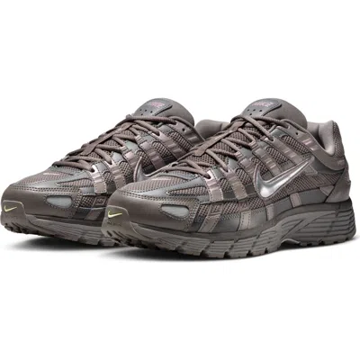 Nike P-6000 Sneaker