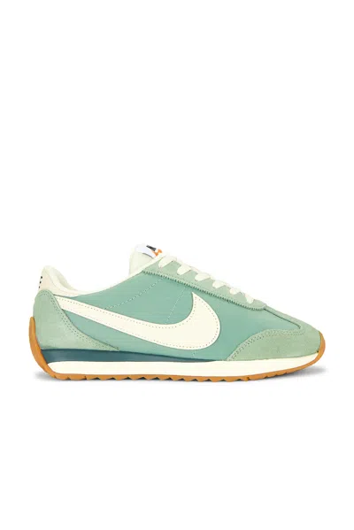 Nike Pacific Sneaker