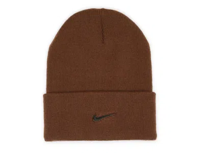 Nike Peak Beanie In Brown