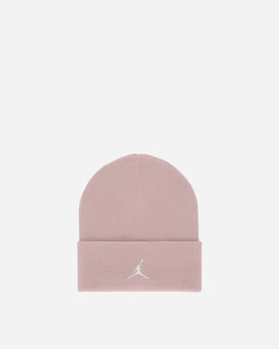 Nike Peak Satin Lined Beanie In Pink