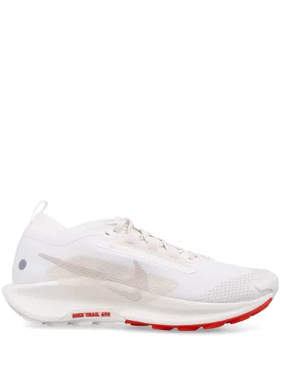 Nike Pegasus Trail 5 Sneakers In White