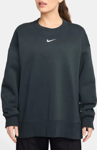 Nike Phoenix Fleece Oversize Crewneck Sweatshirt In Black