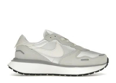 Pre-owned Nike Phoenix Waffle Pale Ivory (women's) Sneakers In Platinum Tint/summit White/sail